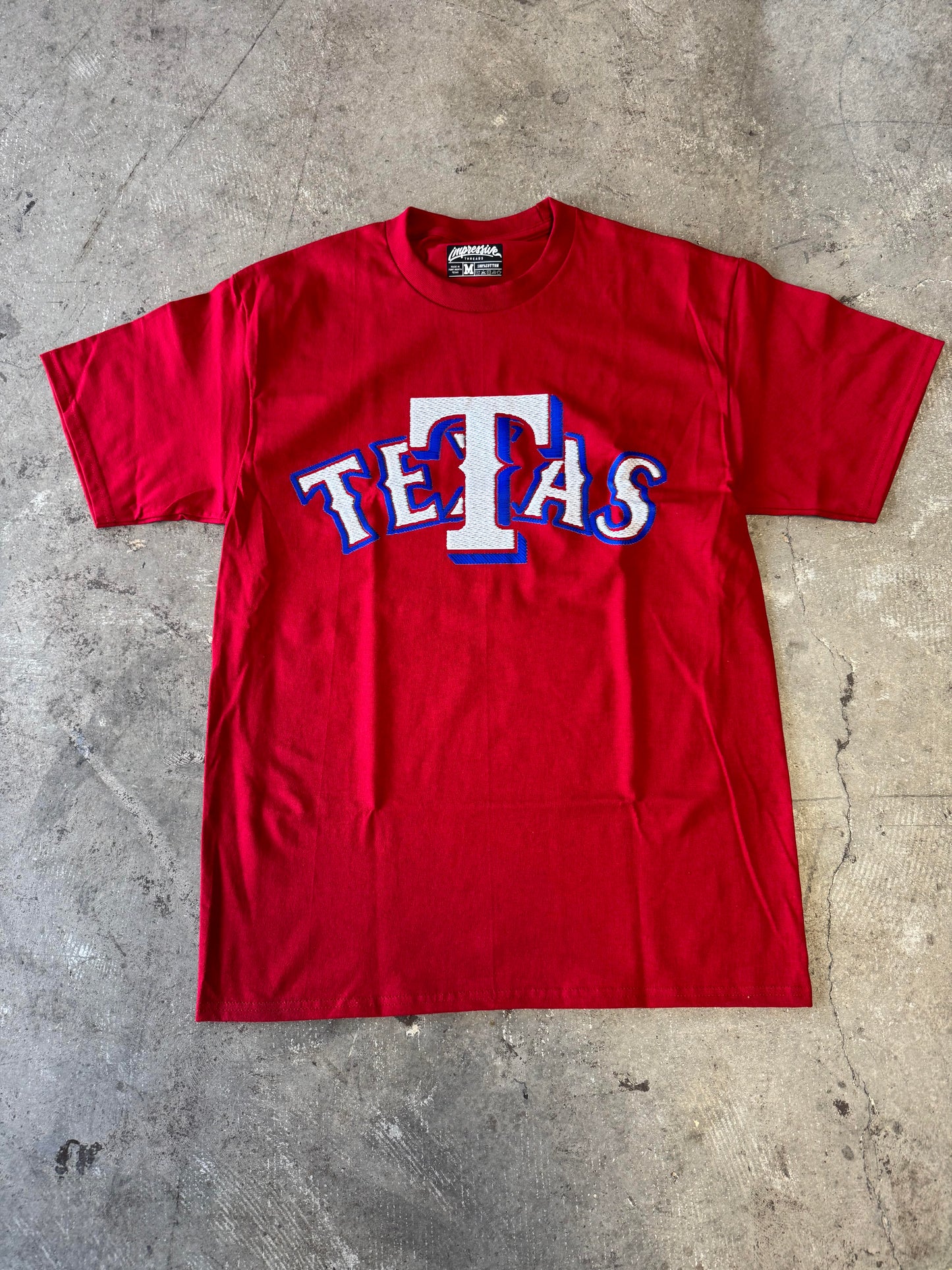 Tetas Tee